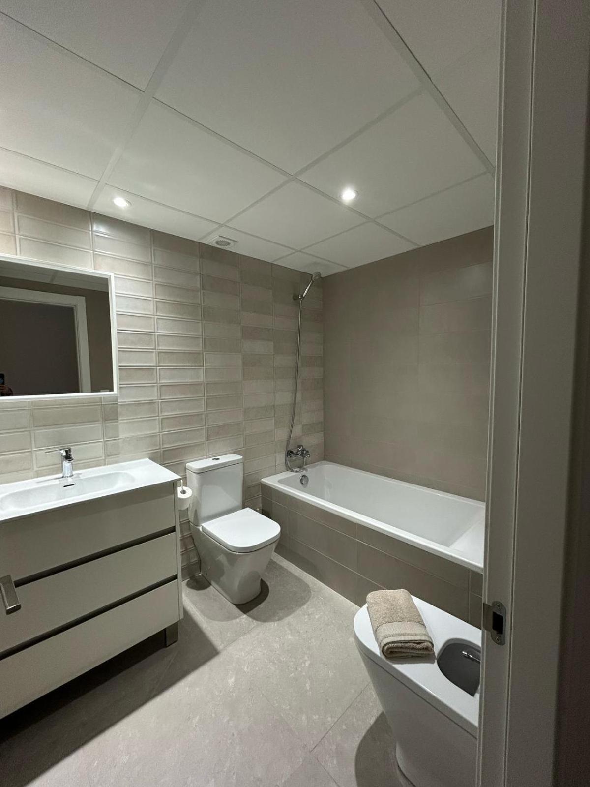 Apartamentos Corteingles Castellon By Tucasanlaplaya Καστεγιόν δε λα Πλάνα Εξωτερικό φωτογραφία
